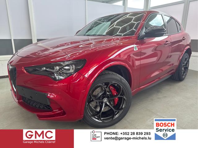 Alfa Romeo Stelvio - QUADRIFOGLIO VERDE AKRAPOVIC Technologie-Paket
