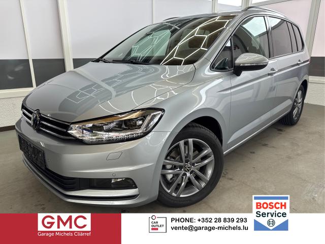 Volkswagen Touran - Family 1.5 TSI DSG NAVI PANO ACC SHZ
