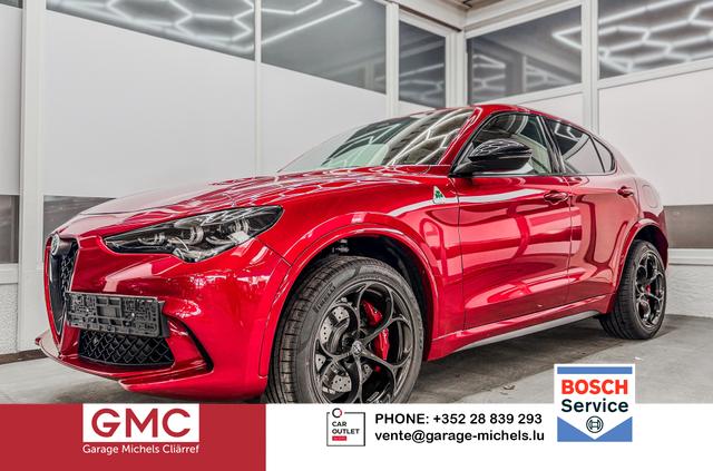 Alfa Romeo Stelvio - QUADRIFOGLIO VERDE AKRAPOVIC Technologie-Paket
