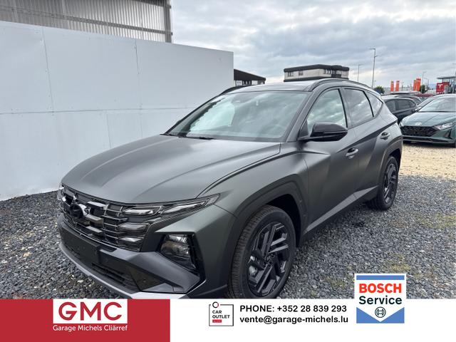 Hyundai TUCSON - Premium DCT BLACK LINE PANO ACC