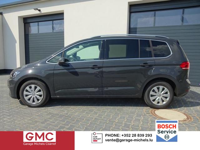 Volkswagen Touran - Comfortline 1,5 TSI 110KW Navigation