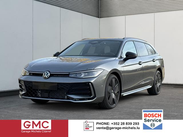 Volkswagen Passat Variant - R-Line AHK+PANO+NAVI+Head-UP+Matrix-LED+ACC