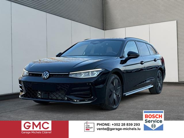 Volkswagen Passat Variant - R-Line 4WD+PANO+AHK+HARMAN+NAVI+HUD+Matrix+ACC