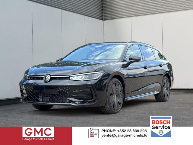 Volkswagen Passat Variant - R-Line Edition Plus LEDER+PANO+AHK+MATRIX+eHK+360 KAM+NAVI+HUD