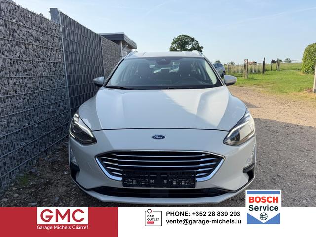 Ford Focus Turnier - 1.0 EcoBoost 155 48V Titanium AHK Totwinkel