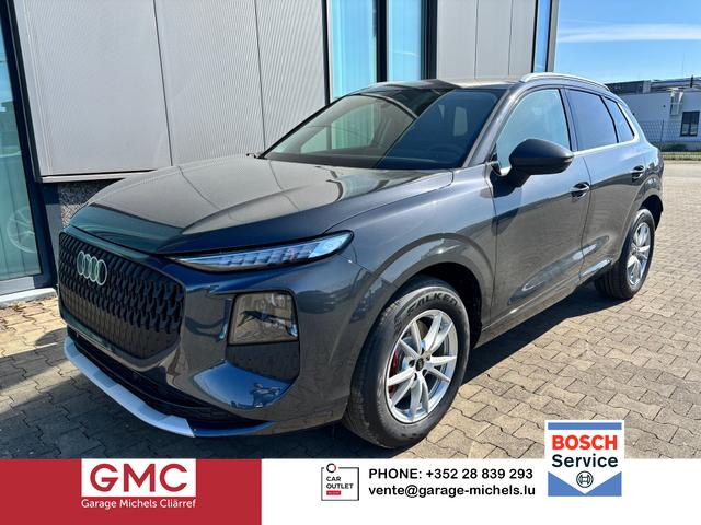 Audi Q3 - Basis 2.0 TFSI quattro (Allrad) 204PS S-Tronic (Automatik), TECHPAKET PRO, Grau-Metallic, DIGITALE MATRIX-LED, Sportsitze, Elektr. Heckklappe, MMI Navigation plus, Sitzheizung, Klimaautomatik, ParkAssist Parksensoren, Privacy-Glas