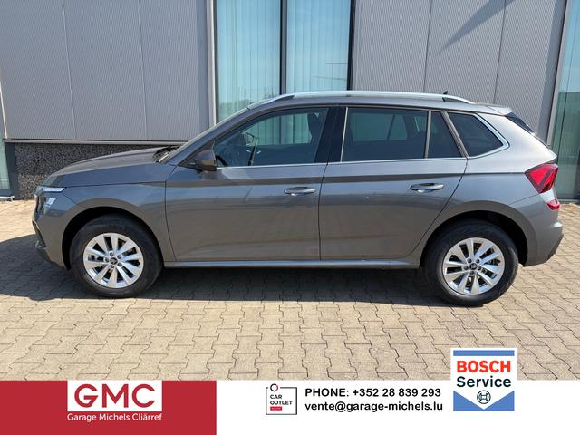 Skoda Kamiq - Selection 1.0 TSI 115PS, 5J GARANTIE, Grau-METALLIC, ELEKTR. HECKKLAPPE, ANH&Auml;NGERKUPPLUNG, BEH. FRONTSCHEIBE, Sitzheizung, Lenkradheizung, Ladeboden var, ACC, SIDE Assist, Virtual Cockpit 10", Parksensoren v/h, Kamera, KESSY, Privacy-Glas, 16" Alu, Climatronic