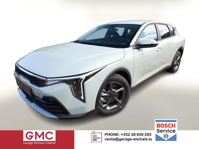 Kia K4 - MT SHZ ACC Nav LED Kam Keyl 2xPDC LM16 CarPl