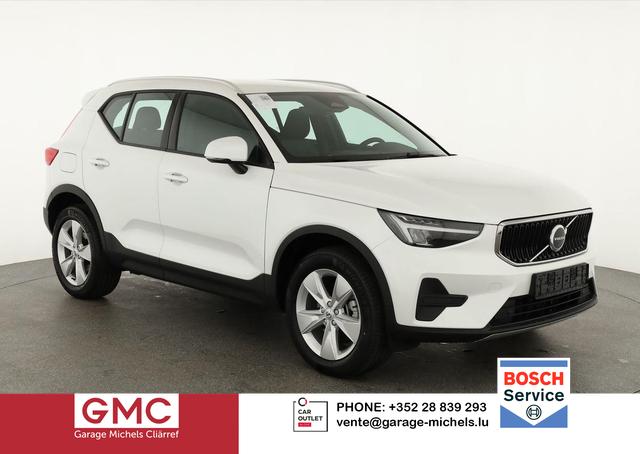 Volvo XC40 - Core 2WD B3 Mild-Hybrid Core, Navi, Thors Hammer, Winter, Kamera, el. Klappe
