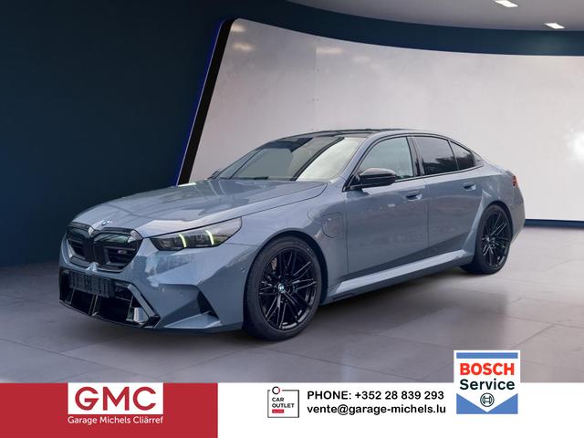 BMW M5 - Basis Limousine ParkPro+DrivAssistPro+Comfort