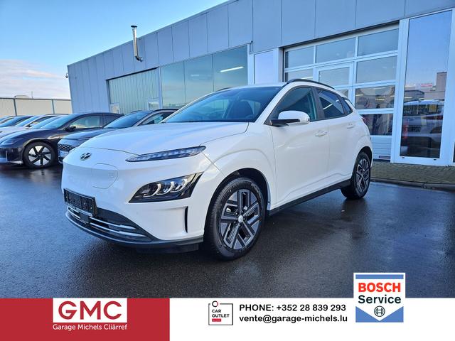 Hyundai KONA - Advantage Elektro 100 kW (136 PS) 39,2kWh Klimaautomatik, Navigationssystem, Krell Soundsystem, DAB, Apple CarPlay, Android Auto, Bluetooth Freisprecheinrichtung, Rückfahrkamera, Lenkradheizung, Sitzheizung, Lichtsensor, Regensensor, Voll-LED-Scheinwerfer, uvm.