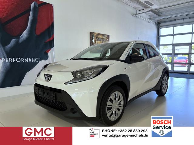 Toyota Aygo - Business Edition 1,0-l-VVT-i 53 kW (72 PS) Sitzheizung, Klimaanlage, Radio, DAB, Apple CarPlay, Android Auto, Bluetooth, Freisprecheinrichtung, Rückfahrkamera, Verkehrszeichenerkennung, uvm.
