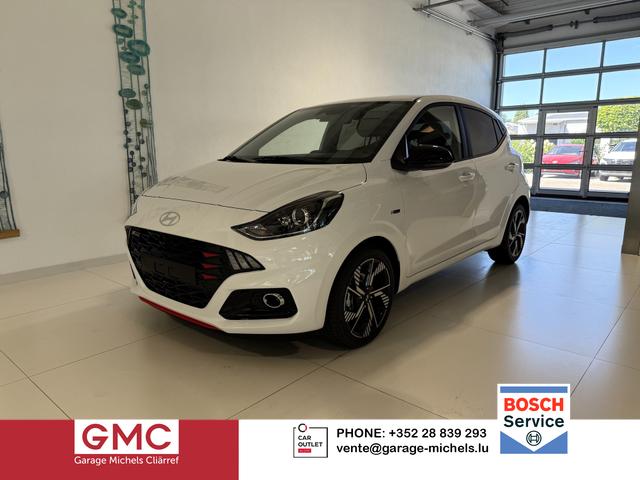 Hyundai i10 - N Line 1.0 T-GDI 66 kW (90 PS) Line-Interieur-Paket, Lenkradheizung, Sitzheizung, Klimaautomatik, Radio, DAB, Apple CarPlay, Android Auto, Navigationssystem, Rückfahrkamera, Verkehrszeichenerkennung, Tempomat, 16 Zoll Leichtmetallfelgen, uvm.