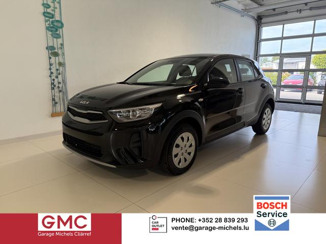Kia Stonic - Silver 1,2 DPI 57 kW (79 PS) Klimaanlage, Radio, DAB, Android Auto, Apple CarPlay, Touchscreen, Navigationssystem, Freisprecheinrichtung, Bluetooth, LED-Tagfahrlicht, Einparkhilfe hinten, Rückfahrkamera, Tempolimitassistent, uvm.