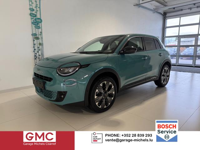 Fiat 600 - La Prima Hybrid 1.2 T3 81 kW (110 PS) DCT Klimaautomatik, Massagesitz, Sitzheizung, elektrisch verstellbarer Fahrersitz, Radio, DAB, Apple CarPlay, Android Auto, Navigationssystem, 18 Zoll Leichtmetallfelgen, uvm.