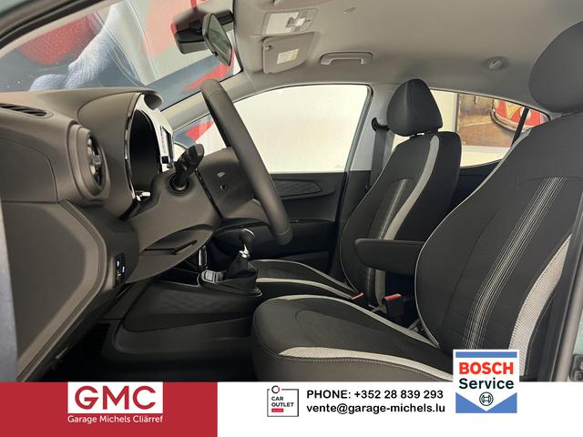 Hyundai i10 - GO+ 1.2 AMT 58 kW (79 PS) Klimaautomatik, Navigationssystem, Apple CarPlay & Android Auto, Sitzheizung, Lenkradheizung, Einparkhilfe hinten, R&uuml;ckfahrkamera, Privacy Glass, 15" Leichtmetallfelgen, uvm.
