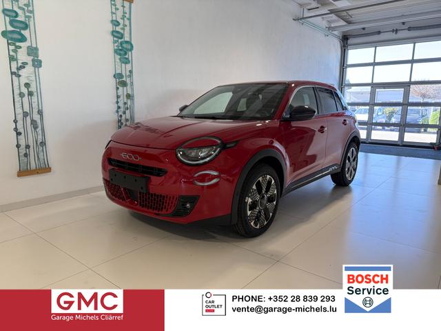 Fiat 600 - La Prima Hybrid 1.2 T3 81 kW (110 PS) Klimaautomatik, Massagesitz, Sitzheizung, elektrisch verstellbarer Fahrersitz, Radio, DAB, Apple CarPlay, Android Auto, Navigationssystem, 18 Zoll Leichtmetallfelgen, uvm.