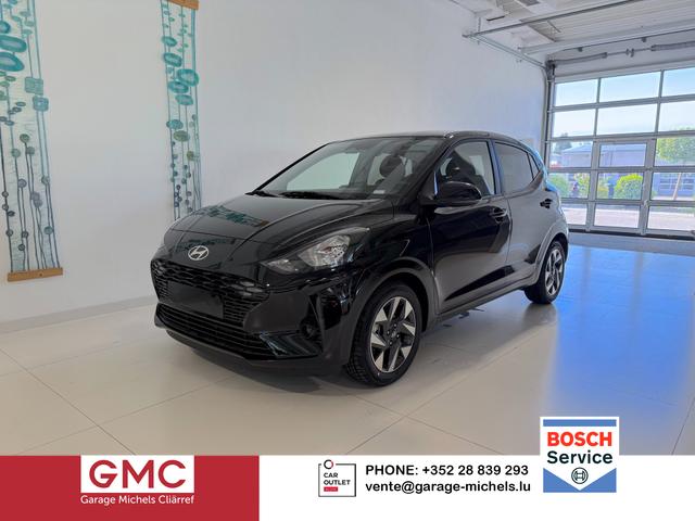 Hyundai i10 - GO+ 1.2 MT 58 kW (79 PS) Klimaautomatik, Navigationssystem, Apple CarPlay & Android Auto, Sitzheizung, Lenkradheizung, Einparkhilfe hinten, R&uuml;ckfahrkamera, Privacy Glass, 15" Leichtmetallfelgen, uvm.