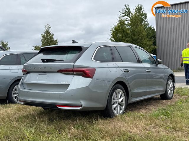 Skoda / Octavia Combi / Silber / / / ACC+AHK+eHK+KAM+PDC+LED+17ALU+SHZ, Beispielbilder, ggf. teilweise mit Sonderausstattung