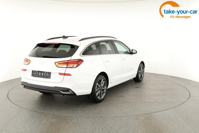 Hyundai - i30 Kombi - EU-Neuwagen - Reimport