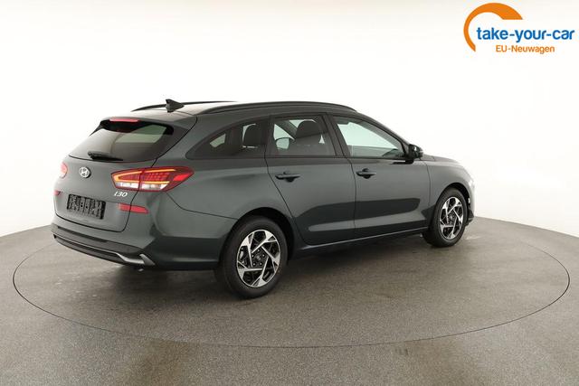 Hyundai - i30 Kombi - EU-Neuwagen - Reimport