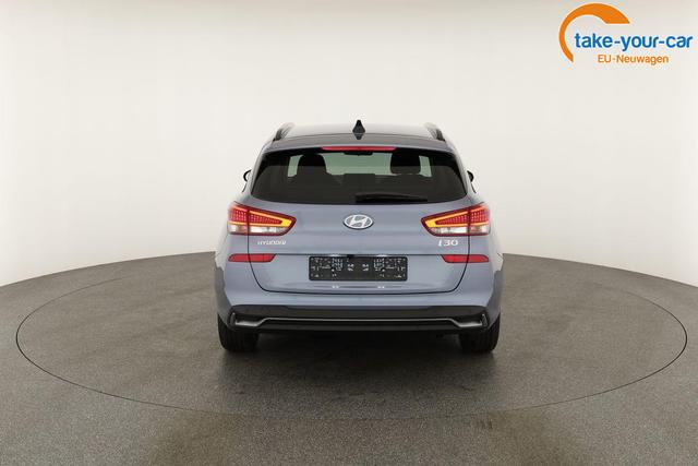 Hyundai - i30 Kombi - EU-Neuwagen - Reimport