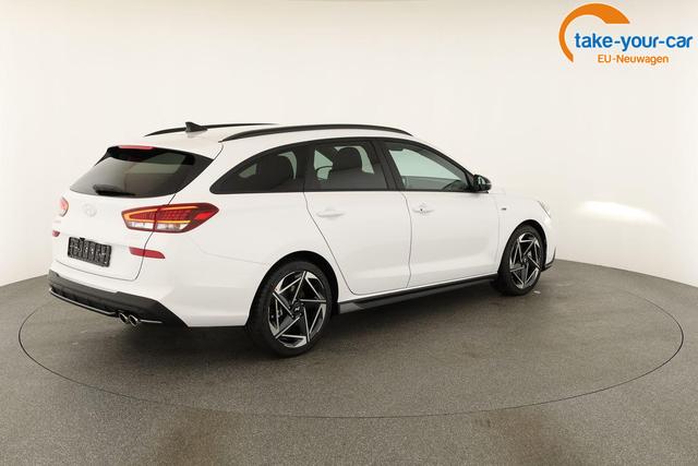 Hyundai - i30 Kombi - EU-Neuwagen - Reimport