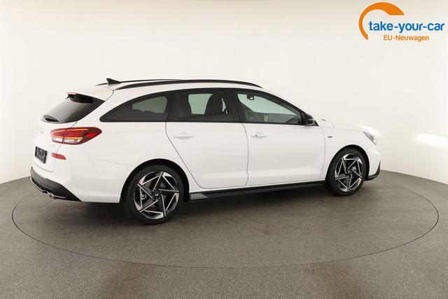 Hyundai - i30 Kombi - EU-Neuwagen - Reimport