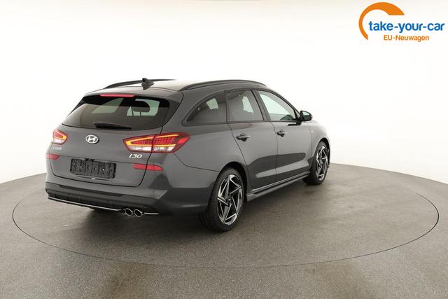 Hyundai - i30 Kombi - EU-Neuwagen - Reimport