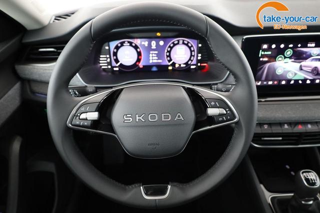 Skoda Octavia Combi 1.5 TSI 110 kW Selection Selection, AHK, LED, Side, ACC, Kamera, 17-Zoll 
