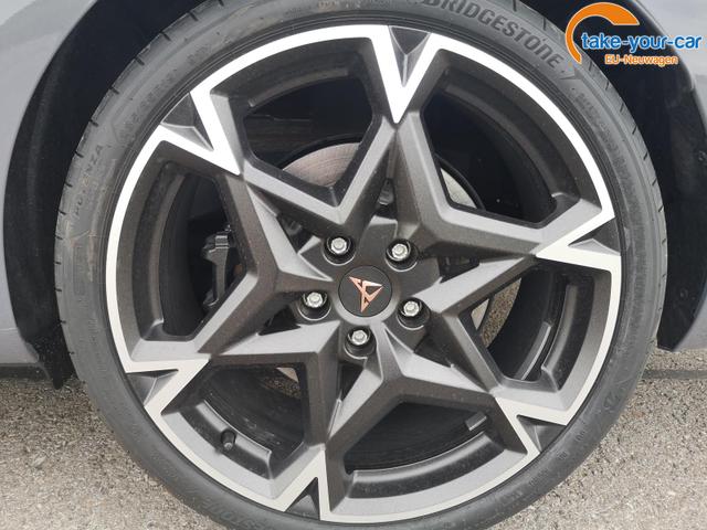 Cupra Leon Sportstourer 2.0 TSI 245 kW 4Drive VZ Kombi ST 2.0TSI ABT AHK Sound ACC 