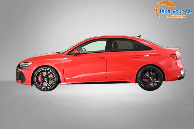 Audi RS3 Limousine 2.5 TFSI 7-Gang S tronic 