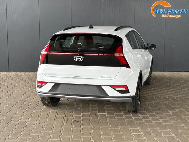 Hyundai BAYON Blackline 1.0 T-GDI 6MT / LED Sitz + Lenkradheizung Navi Tempomat Alu 16" 