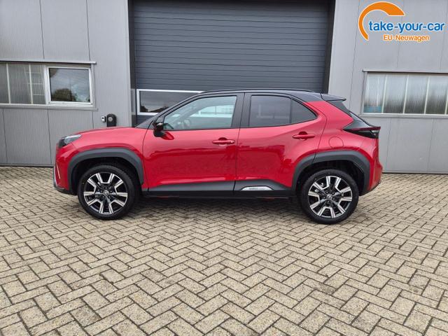 Toyota Yaris Cross 1.5-l 130PS HEV Automatik Style Matrix-LED 4xKamera elektr. Heckklappe Sitzheizung Lenkradheizung Klimaautomatik Navi Bluetooth wireless Apple CarPlay + Android Auto ACC PDC v+h 18"LM 