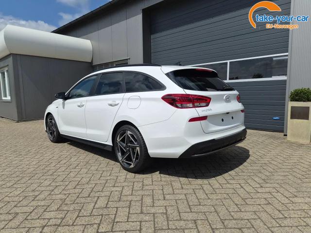 Hyundai i30 Kombi 1.6 T-GDI 150PS Automatik N-Line Sitzheizung Lenkradheizung Klimaautomatik Navi 10,3"-Touchscreen Bluelink Apple CarPlay + Android Auto PDC v+h R&uuml;ckf.Kamera 18-LM 