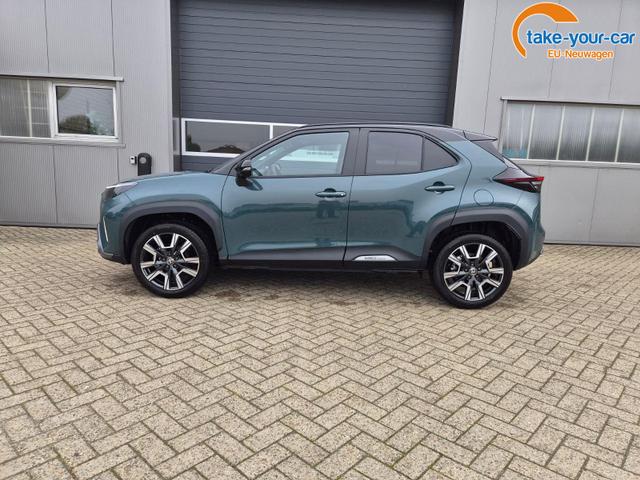 Toyota Yaris Cross 1.5-l 130PS HEV Automatik Style Matrix-LED 4xKamera elektr. Heckklappe Sitzheizung Lenkradheizung Klimaautomatik Navi Bluetooth wireless Apple CarPlay + Android Auto ACC PDC v+h 18"LM 