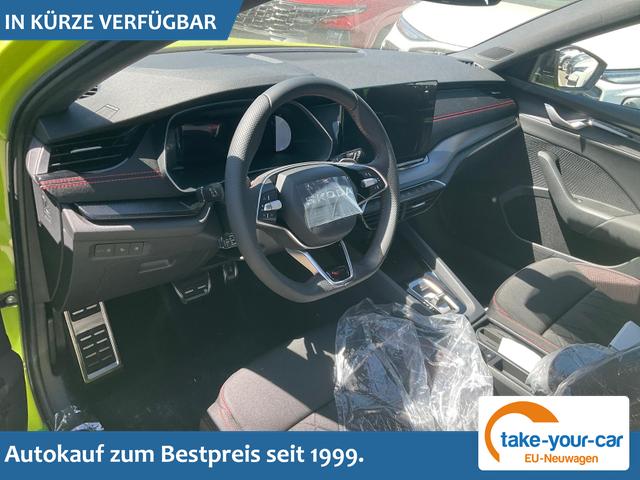 Skoda Octavia Combi - 2.0 TSI 195 kW RS DSG, Pano, Standheizung, AHK, Navi, Matrix, Sound, Side, Winter, 5 J.-Garantie Vorlauffahrzeug