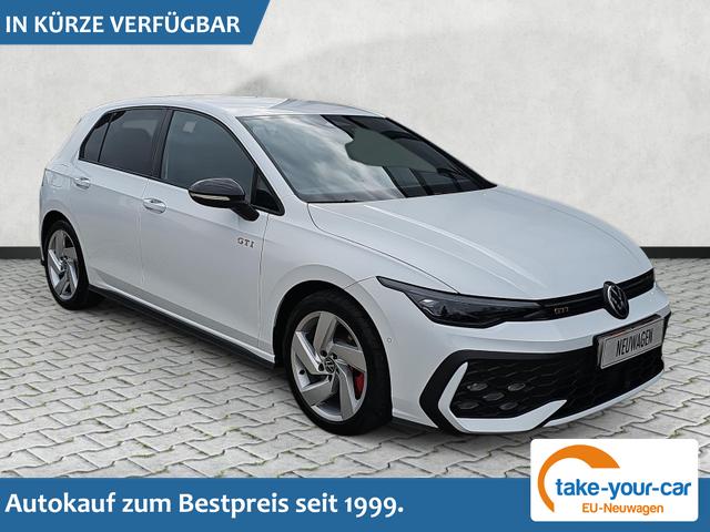 Volkswagen Golf - 2.0 TSI 195 kW GTI DSG BlackStyle IQ.Light Keyless Vorlauffahrzeug
