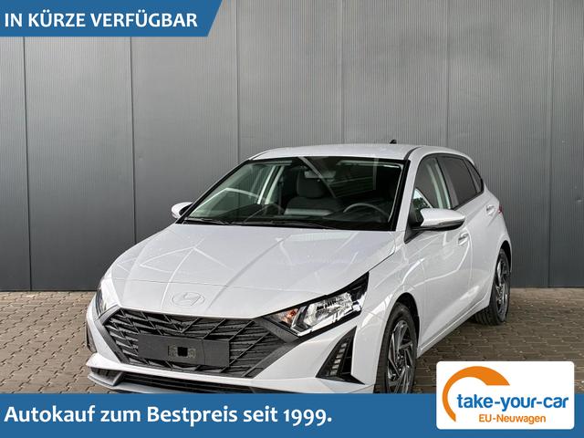 Hyundai i20 - Pure 1.2 MPI / Navi PDC Hinten + Kamera Abgedunkelte Scheiben Tempomat Alu 16" Vorlauffahrzeug