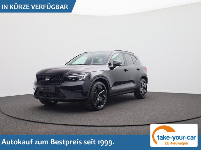 Volvo XC40 - 2.0 Black Edition Plus B4 Mild-Hybrid 197PS Automatik elektr. PanoDach R&uuml;ckf.Kamera PDC v+h ACC el.Heckklappe Harman/Kardon-Sound Klimaautomatik Sitzheizung Lenkradheizung Apple CarPlay Android Auto 20-LM Vorlauffahrzeug