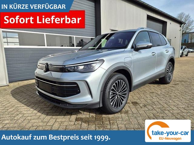 Volkswagen Tiguan - Life 1,5 l eHybrid OPF 204PS DSG Design Paket "Dark" LED-Plus-Scheinw. elektr. Heckklappe Sitzheizung v+h Lenkradheizung R&uuml;ckf.Kamera Klimaautomatik VW-Radio Bluetooth wireless Apple CarPlay + Android Auto PDC ACC 2xKeyless Digital Cockpit Vorlauffahrzeug