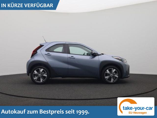 Toyota Aygo X - Pure 1.5 Hybrid 116PS Automatik Sitzheizung Klimaautomatik AbstandsTempomat Multifunktionslenkrad Radio Bluetooth Touchscreen Apple CarPlay + Android Auto Vorlauffahrzeug