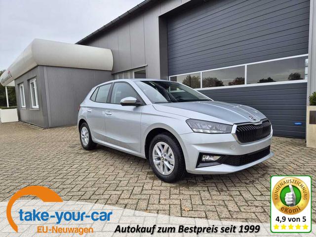 Skoda Fabia - 1.0 TSI 95PS Selection 5-türig Sitzheizung Rückf.Kamera Anschlussgarantie PDC Multifunktionslenkrad Klima Skoda-Radio Bluetooth Touchscreen Apple CarPlay Android Auto Tempomat Nebelsch. 15-LM Vorlauffahrzeug