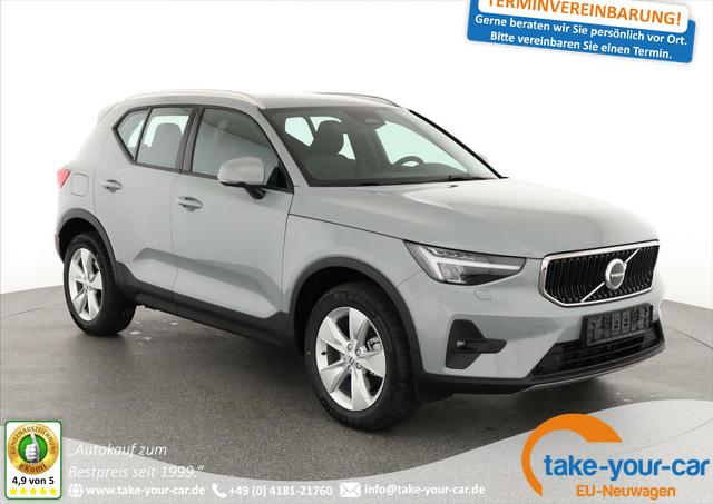 Volvo XC40 - Core 2WD B3 Mild-Hybrid Core, Navi, Thors Hammer, Winter, Kamera, el. Klappe Vorlauffahrzeug