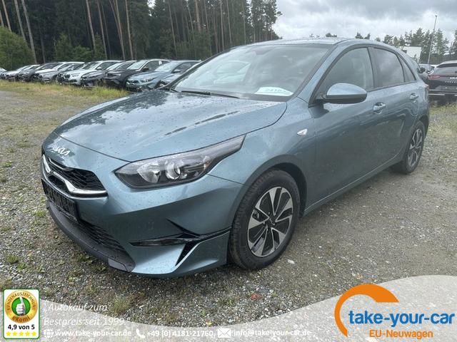 Kia Ceed - Silver 1.5 T-GDI 6-Gang Vorlauffahrzeug