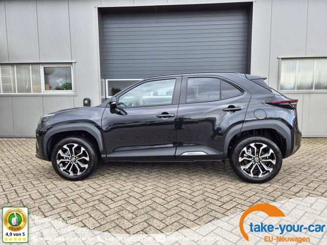 Toyota Yaris Cross - 1.5VVT-iE 130PS Automatik Teamplayer Klimaautomatik Sitzheizung Lenkradheizung PDC v+h Rückf.Kamera 17-LM abged.Scheiben 2xKeyless DAB+ Bluetooth Touchscreen Apple CarPlay Android Auto Vorlauffahrzeug