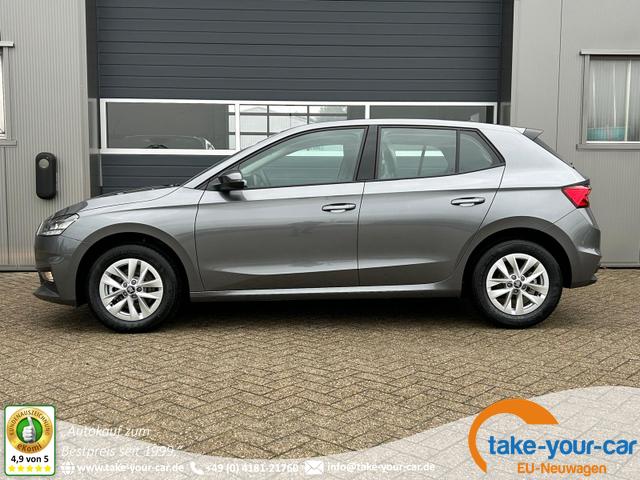 Skoda Fabia - 1.0 TSI 115PS DSG Selection 5-türig 15"LM Rückf.Kamera Parksensoren Sitzheizung Multifunktionslenkrad Klima Skoda-Radio Bluetooth Touchscreen Tempomat Nebelsch. Apple CarPlay + Android Auto Vorlauffahrzeug