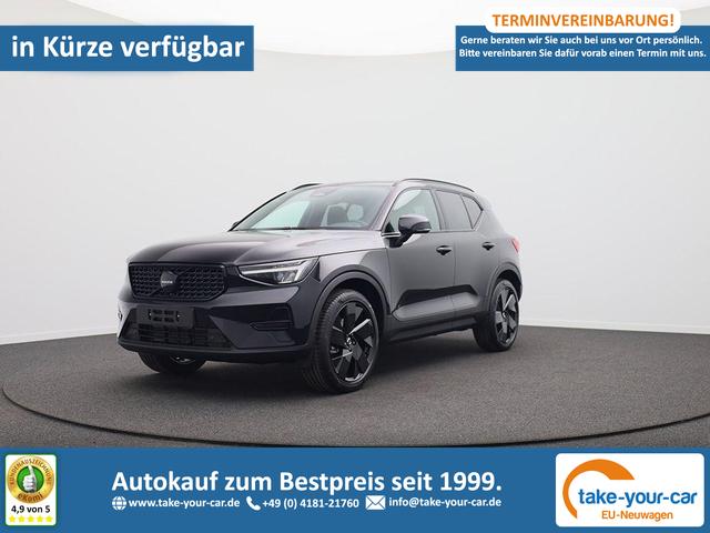 Volvo XC40 - 2.0 Black Edition Plus B4 Mild-Hybrid 197PS Automatik elektr. PanoDach R&uuml;ckf.Kamera PDC v+h ACC el.Heckklappe Harma/Kadon-Sound Klimaautomatik Sitzheizung Lenkradheizung Apple CarPlay Android Auto 20-LM Vorlauffahrzeug