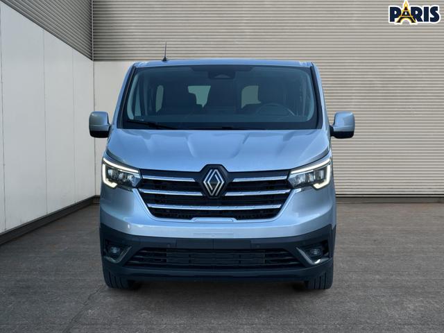 Renault / Trafic / / / / 