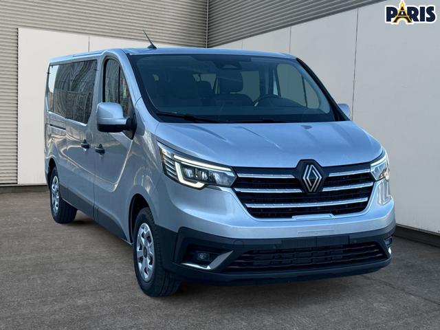 Renault / Trafic / / / / 